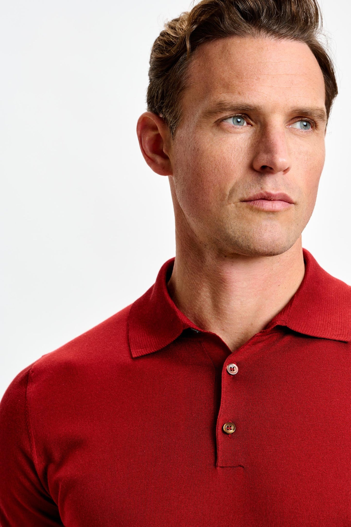 Kendal Silk Knitted Short Sleeve 3 Button Polo Shirt Red