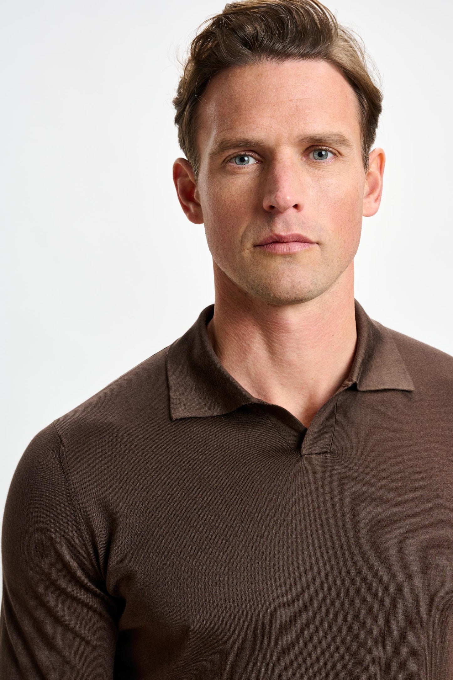 Cawdor Silk Knitted Short Sleeve Open Collar Polo Shirt Chocolate